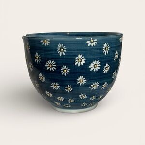 Urban Outfitters Daisy Patterned Ramen Bowl in Deep Blue